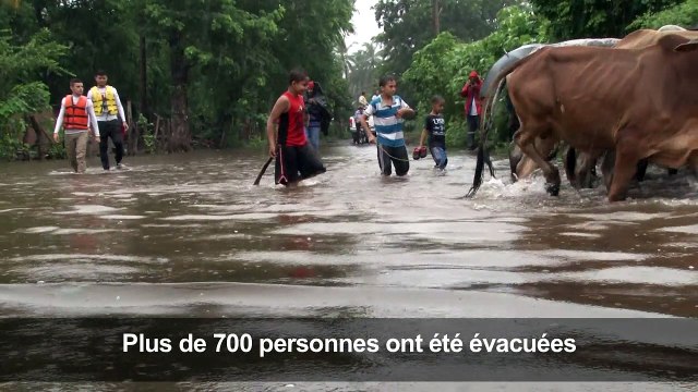 Inondations au Salvador: trois morts et plus de 700 évacués