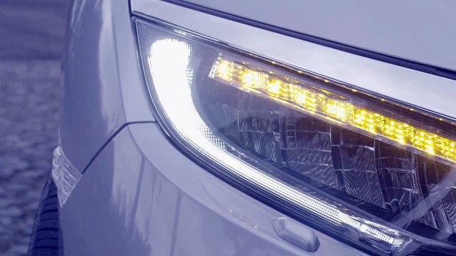 La Honda Civic 4 portes revendique un tempérament sportif