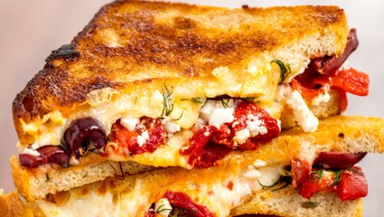Greek Grilled Cheese = Your New Favorite Sandwich