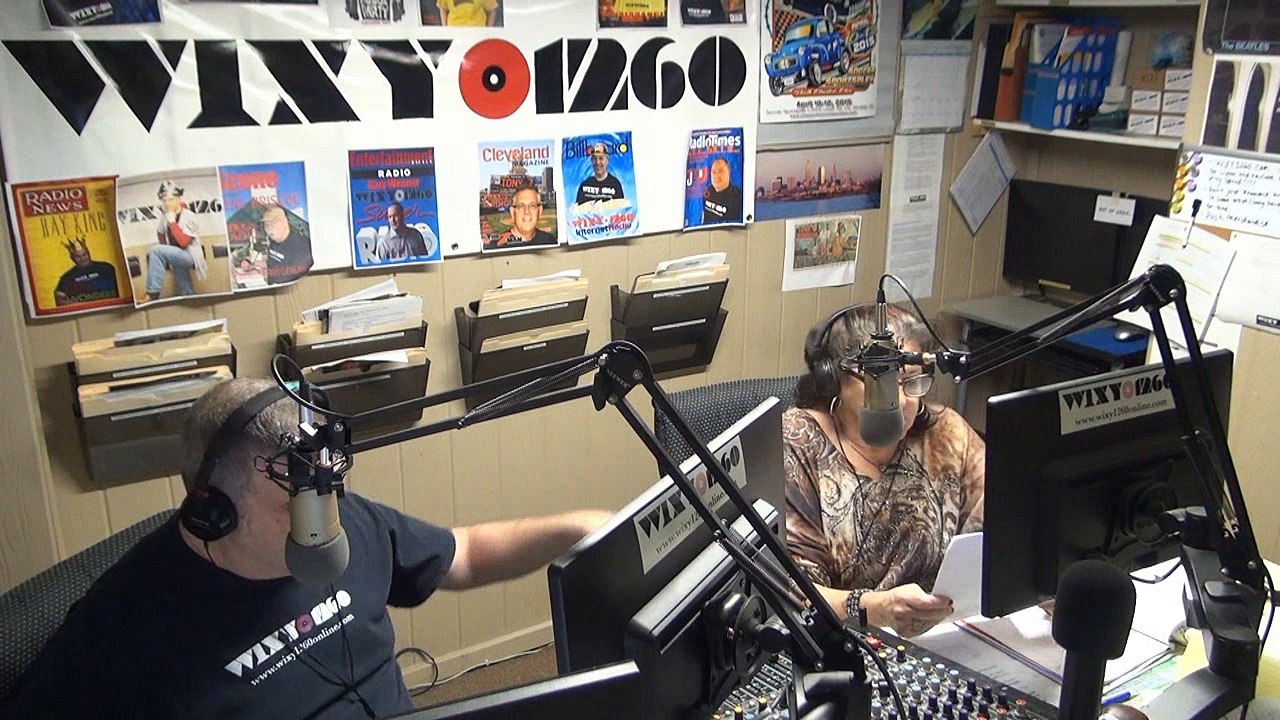 Ray King and his Sister Patti do a show on WIXY1260Online!