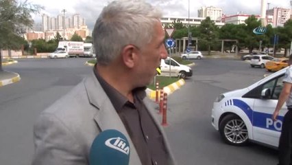 Camdan Bakan Çocuğunun Gözü Önünde Eşini Vurdu