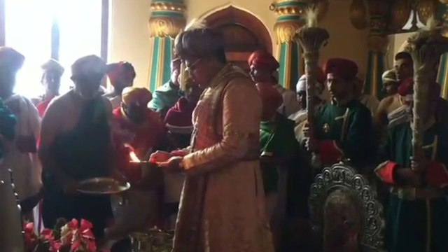 Mysore Dasara 2018 : ಮೈಸೂರು ಅರಮನೆಯಲ್ಲಿ ಯದುವೀರ್ ಒಡೆಯರ್ ರಿಂದ ಖಾಸಗಿ ದರ್ಬಾರ್ ಗೆ ಪೂಜೆ