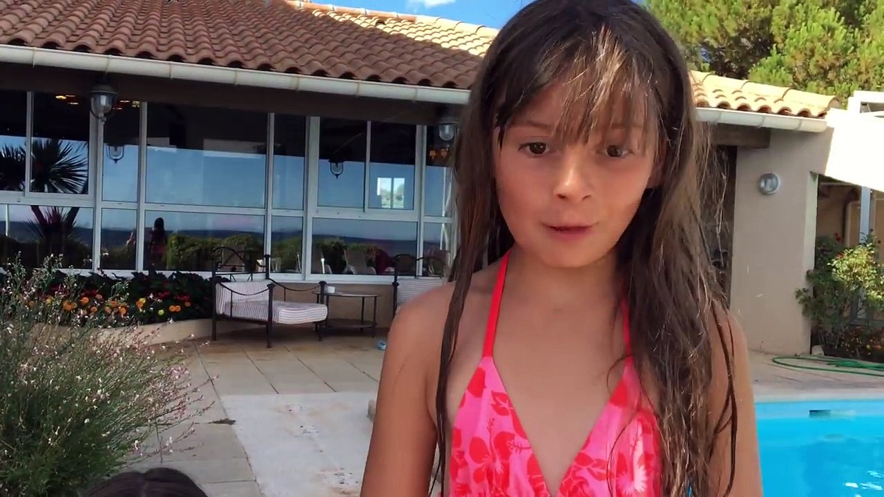 ON SAUVE UN BÉBÉ LÉZARD DE LA NOYADE !