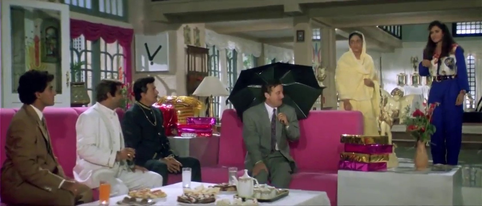 Laadla movie scene_