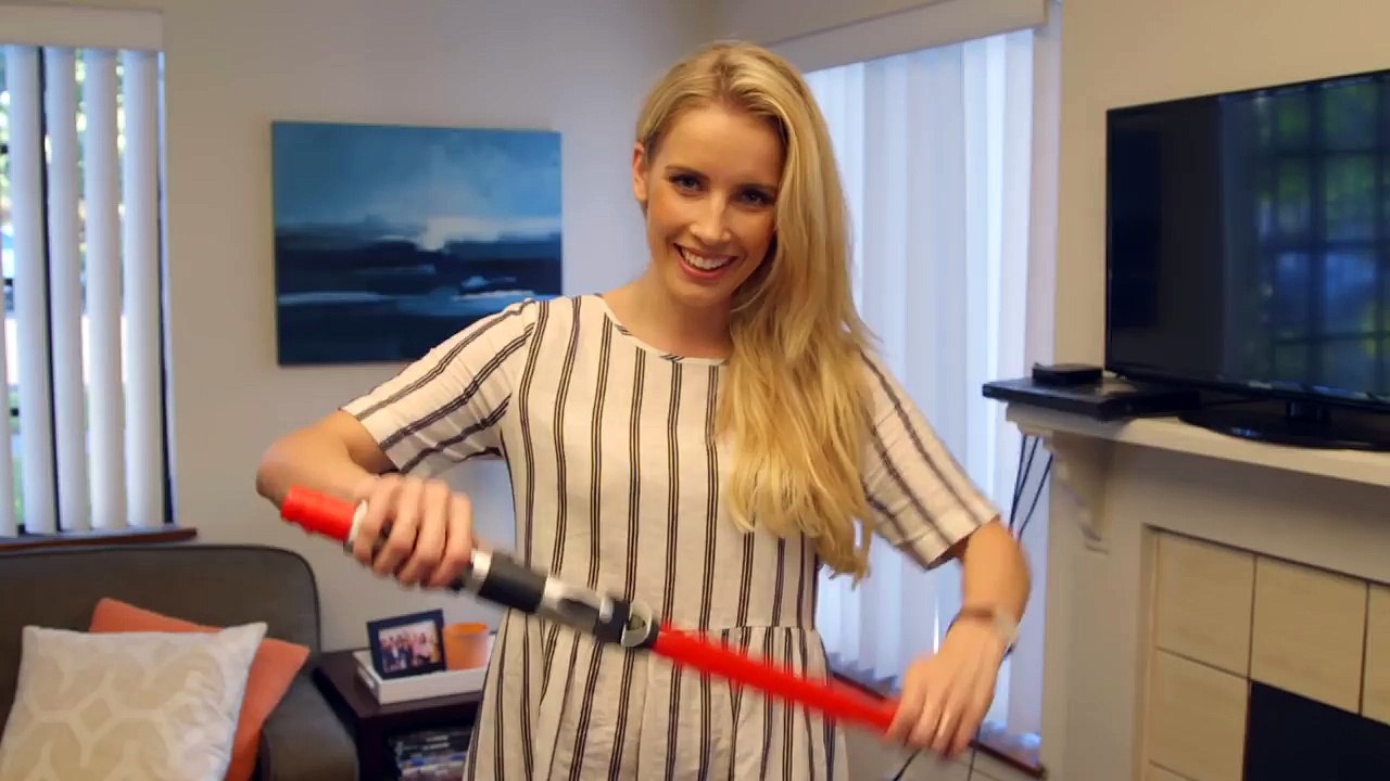 How to Throw the Best STAR WARS HALLOWEEN Costume + Viewing Party EVER!