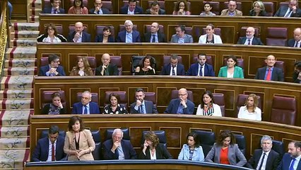 SesiónDeControl La portavoz del @GPPopular @DolorsMM pregunta a la vicepresidenta del Gobierno, @carmencalvo_,