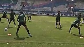 Timnas Indonesia Senior menggelar latihan jelang laga uji coba kontra Myanmar dan Hongkong di Stadion Wibawa Mukti, Cikarang, Kabupaten Bekasi, Senin (8/10/2018