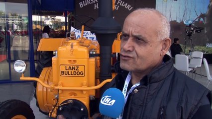 79 yaşındaki traktör ilgi odağı oldu