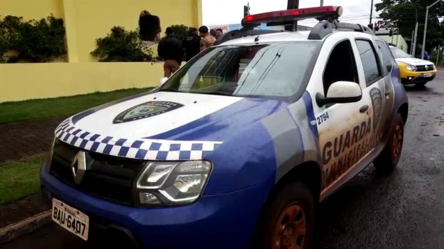 Bandidos arrombam parede de lotérica e furtam cofre