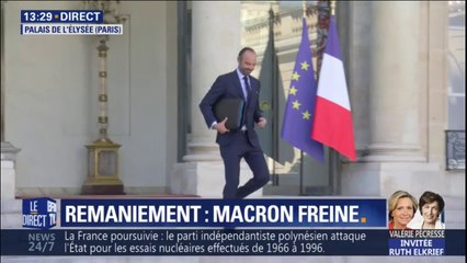 Tải video: Remaniement: tout sourire, Édouard Philippe quitte l'Élysée après le conseil des ministres