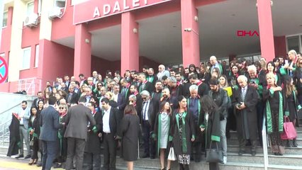 Kocaeli Kocaeli Barosu Avukatın Bıçaklanmasını Kınadı