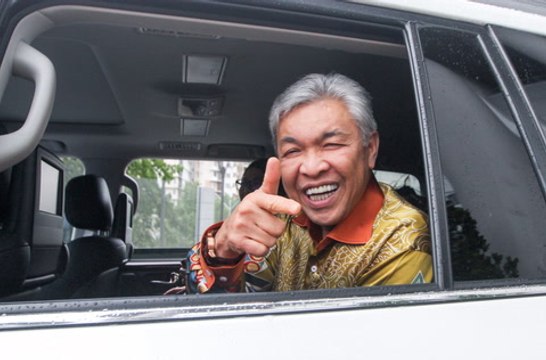 Zahid leaves MACC after eight hours of questioning
