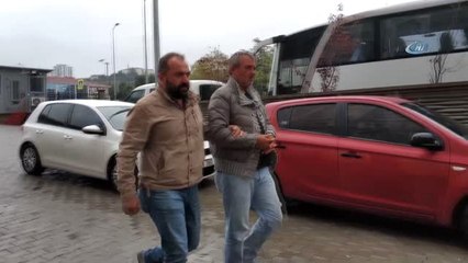 Cinayet Zanlısı Polise Teslim Oldu