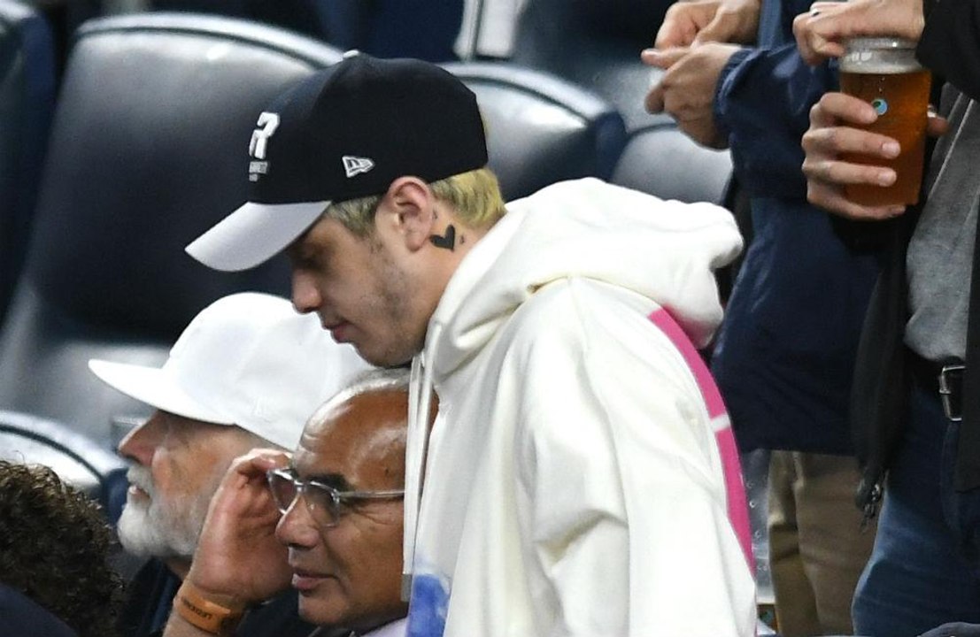 Pete Davidson changes Ariana Grande tattoo
