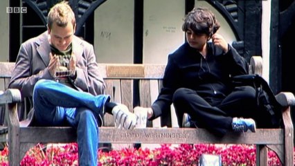 Now You See It.s01e06.Cod Chips and Playing Cards