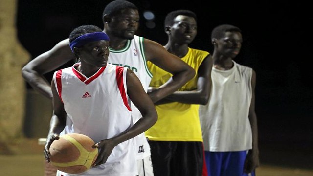 Olimpiadi: anche a Tokyo 2020 ci sarà la squadra dei rifugiati