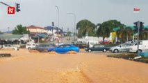 Flash floods wreak havoc in JB