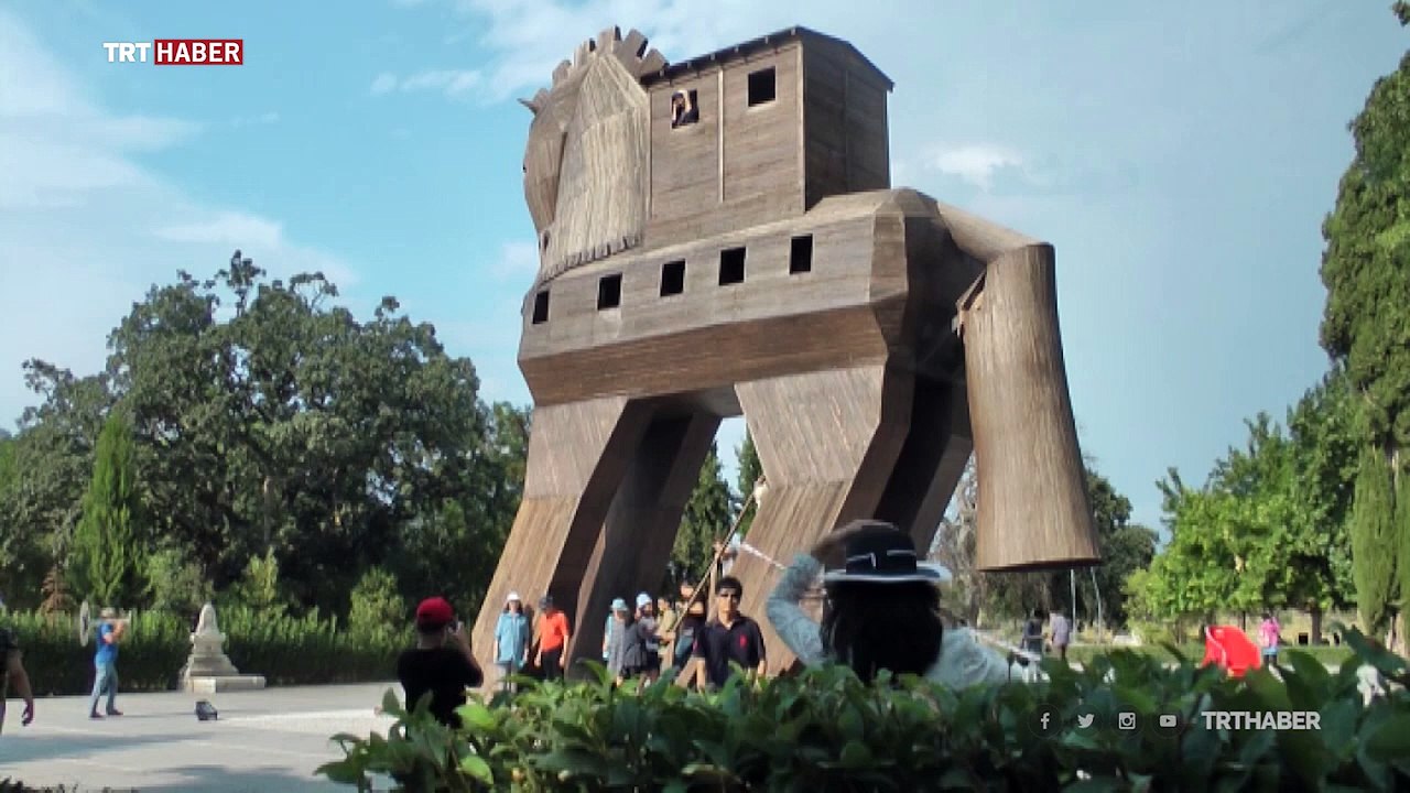 Dünyanın en önemli çağdaş arkeoloji müzelerinden "Troya Müzesi" açıldı
