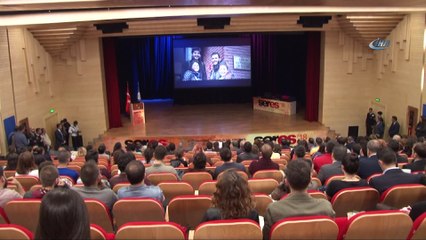 Download Video: - 4. Uluslararası Seramik, Cam, Emaye, Sır ve Boya Kongresi başladı- Anadolu Üniversitesi Rektörü Prof. Dr. Şafak Ertan Çomaklı;- “Bu tür sanatlar, bir kültürü geçmişten geleceğe kadar taşıyor.- 'Mühendis var fakat çekici nasıl...