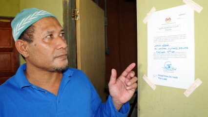 Stop the finger pointing, says laksa seller