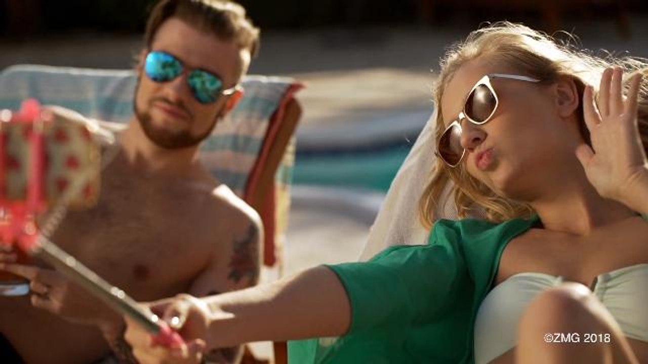 'Fast Instagram Fashion', Clogging Landfills