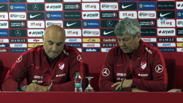 Mircea Lucescu: 'Milli takımı seven ve oynamak isteyen bir ekip oluşturmaya çalışıyoruz'