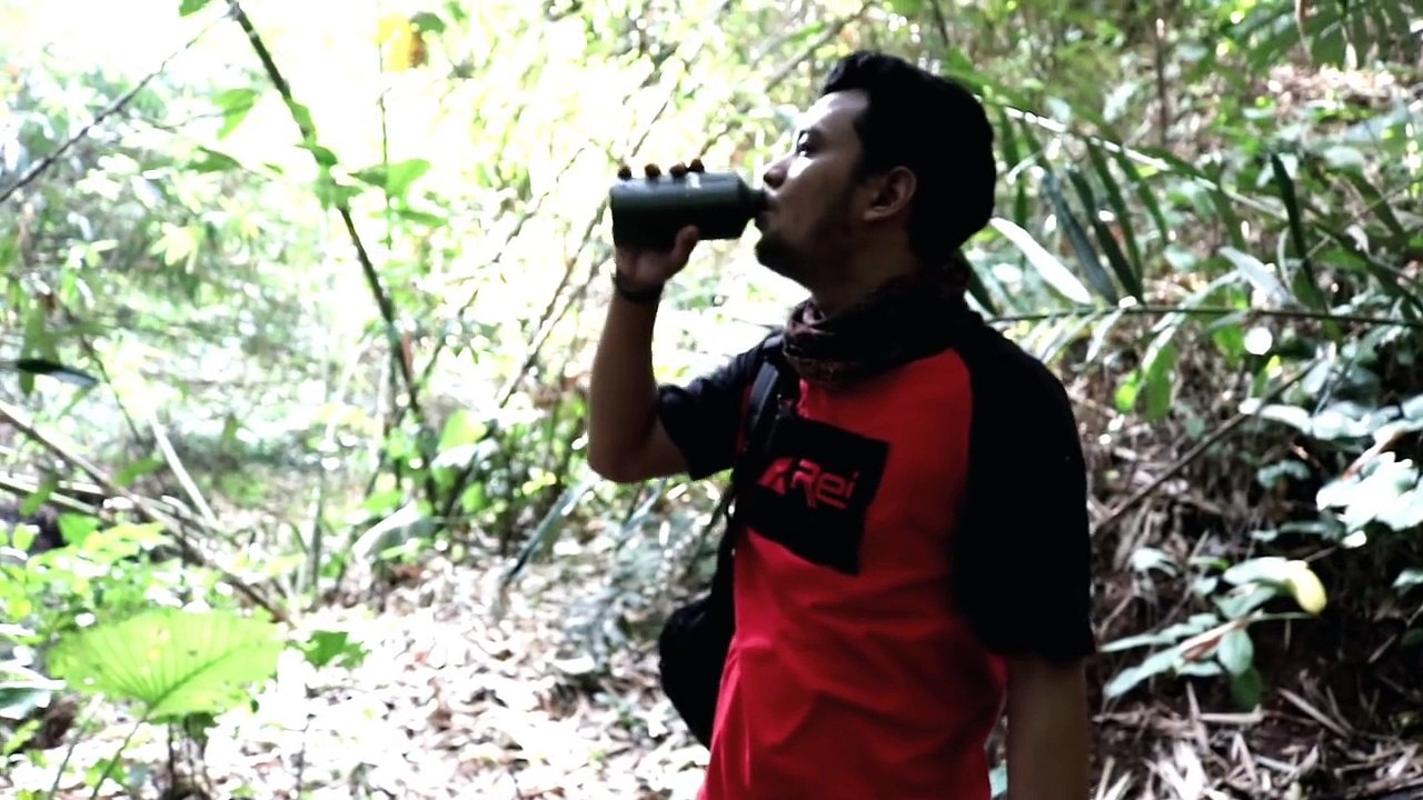 KISAH PILU BUAYA SORONG_PAPUA - YouTube (720p)