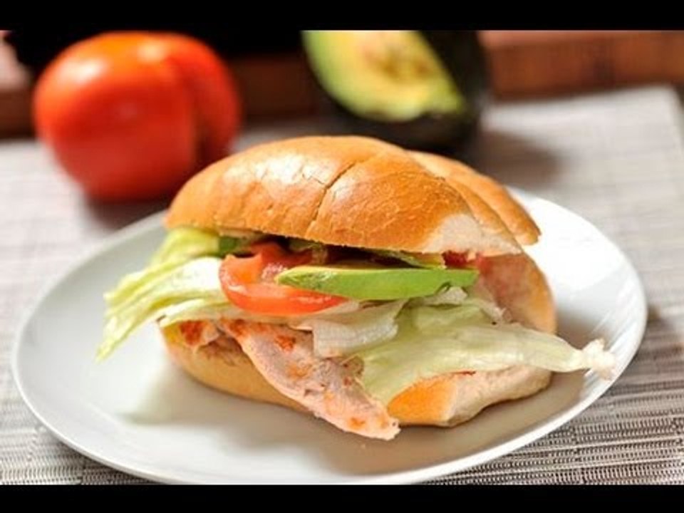Torta de pavo al chipotle