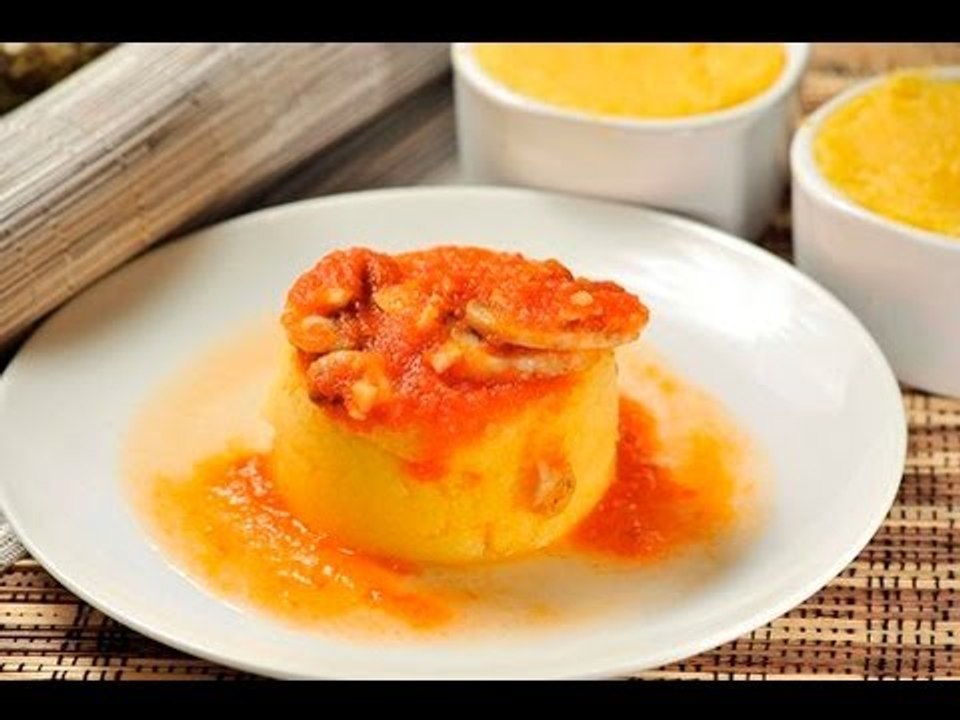 Polenta con salsa de champiñones