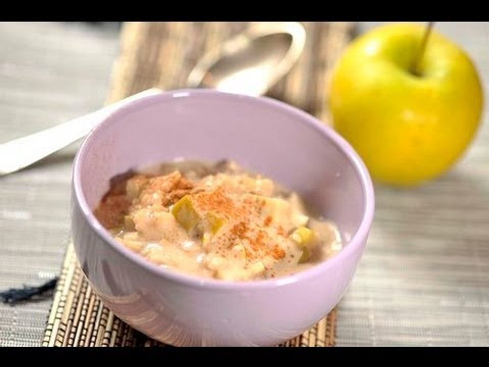 Avena con leche de almendras y manzana