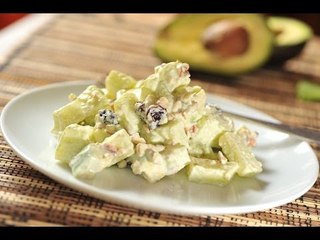 Download Video: Ensalada de aguacate y almendras - Avocado and pecan salad - Recetas de ensaladas