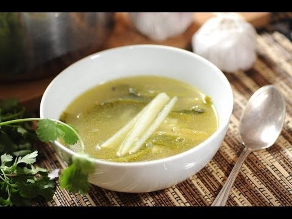 Caldo de poblano y papa - Potato and poblano soup - Recetas de sopas