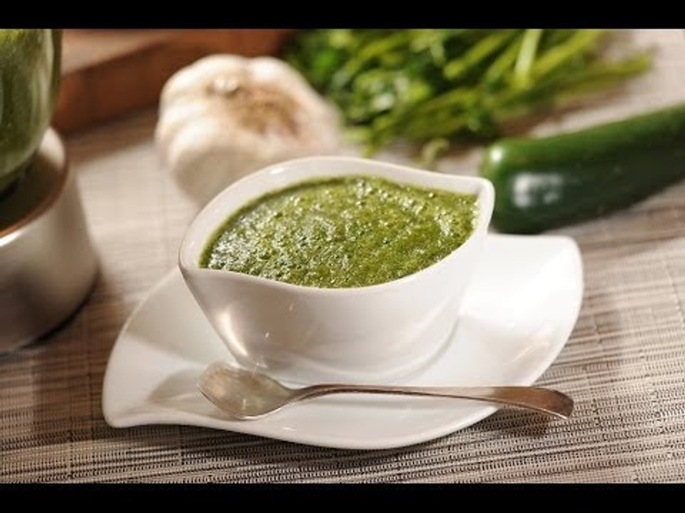 Salsa de chiltomate - Green tomato sauce - Recetas de salsas - Hot sauce recipe