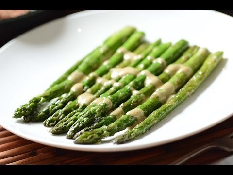 Espárragos con salsa de mostaza - Recetas de vegetales