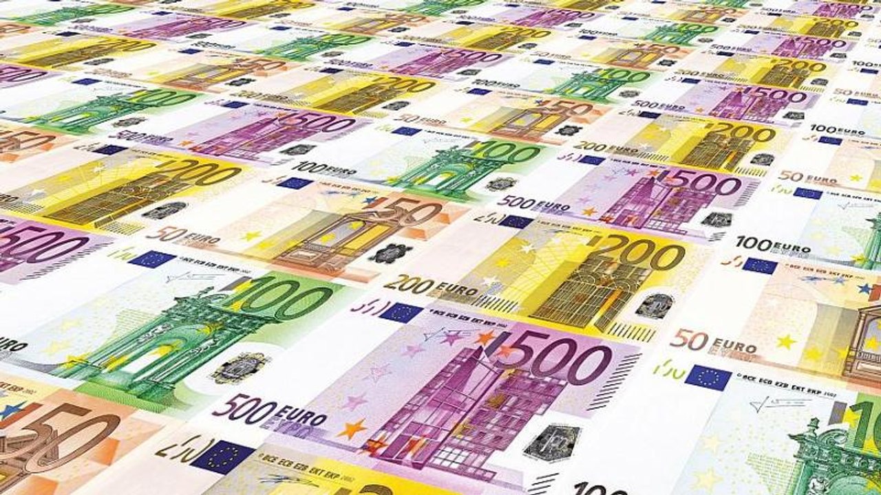 Nazi-Verbrechen Thema bei Steinmeier-Besuch: Athen will 350 Mrd. Euro von Berlin