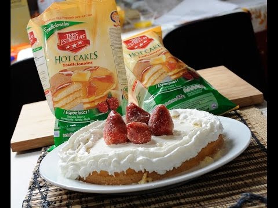 Pastel de tres leches con harina de hot cakes Tres Estrellas
