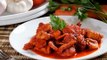 Pollo en salsa roja de chile ancho - Receta fácil y económica