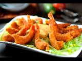 Camarones empanizados con ensalada - Receta fácil