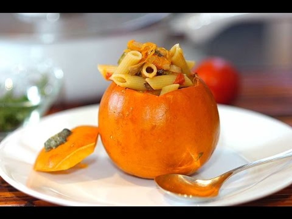 Calabaza rellena de pasta