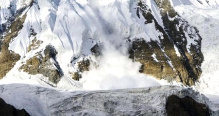 Himalaya Dağları'nda Korkunç Olay: En Az Dokuz Dağcı Yaşamını Yitirdi