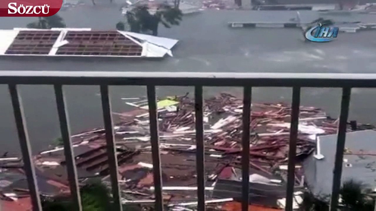 Michael Kasırgası Florida kıyılarını vurdu