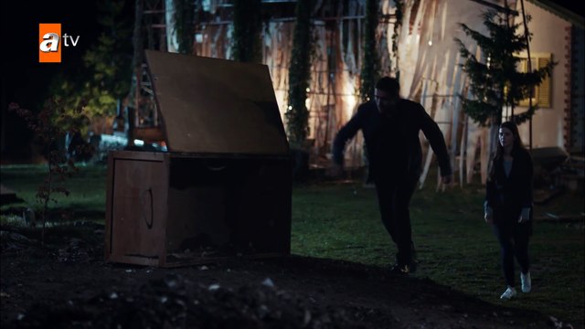 Sen Anlat Karadeniz 25. Bölüm Vedat, Nefes'i vuruyor!