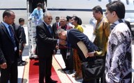 Tun M arrives in Bali for Asean Leaders’ Gathering