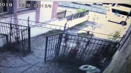 Fatih’te kapkaç kovalamacası kamerada