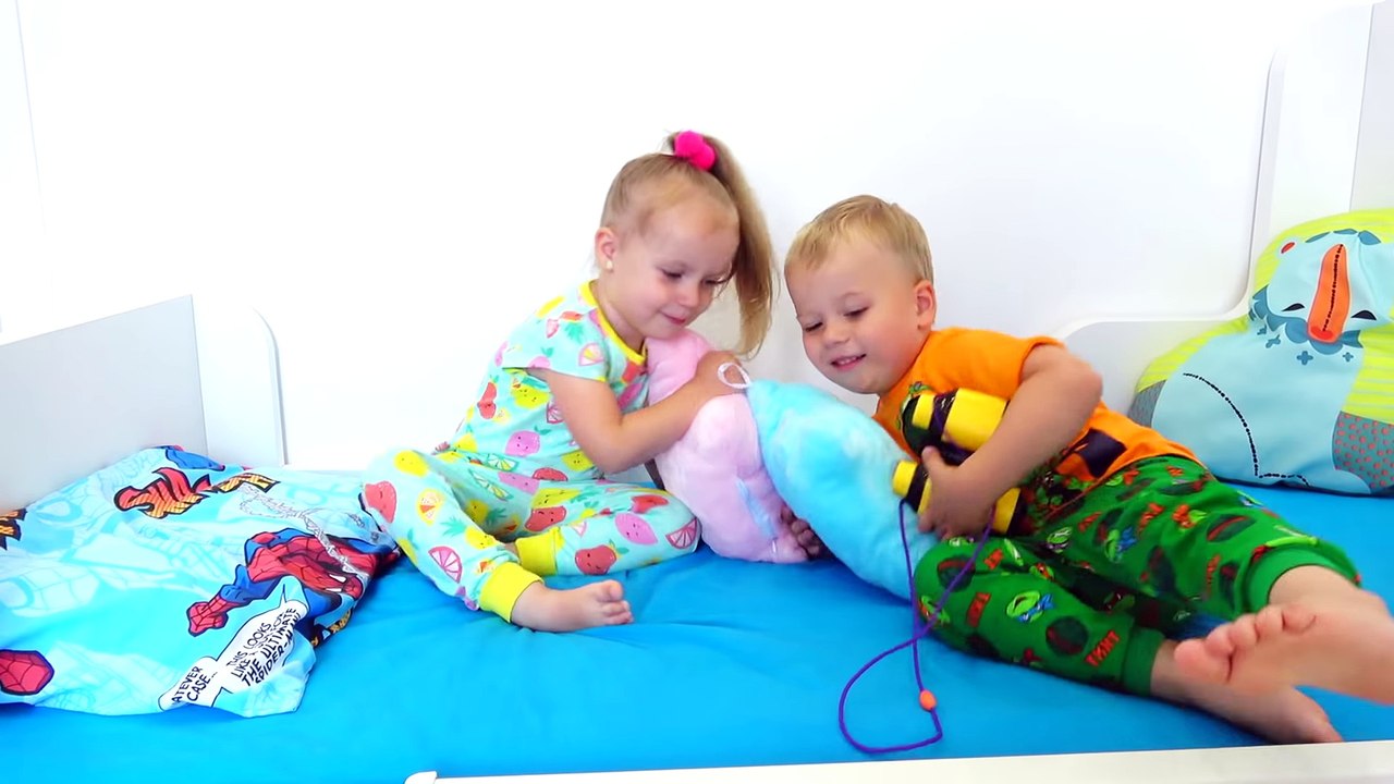 Bath Song +More Nursery Rhymes Kids Songs by Gaby and Alex