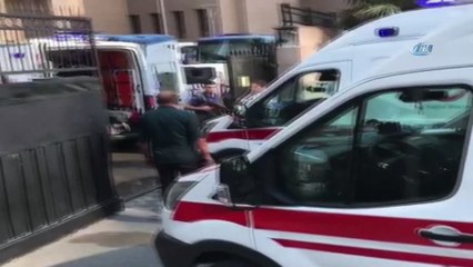 İzmir Adliyesi'nde gaz zehirlenmesi... Olay yerine çok sayıda ambulans sevk edildi
