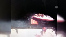 Batan lastik bottaki göçmenler sahil güvenlik ekiplerince kurtarıldı -  Kurtarılma anı - MUĞLA