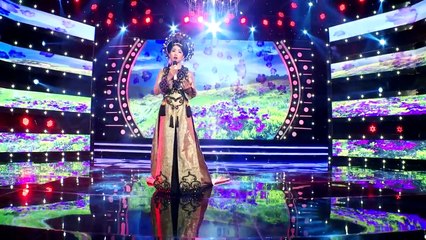 Cô Gái Hát Bolero Đường Phố Xinh Như Công Chúa Tại Sân Khấu Bolero - Lk Chuyện Người Con Gái Hái Sim part 1/2