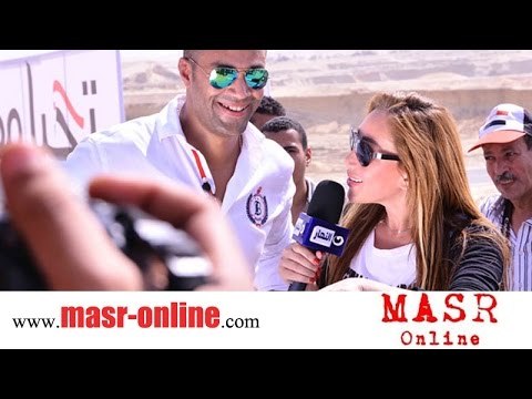 سائق اللودر يستقبل ريهام سعيد بالشتائم بمشروع قناه السويس