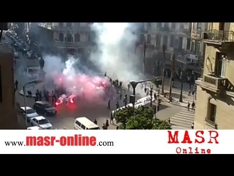 الأن من ميدان طلعت حرب - الشرطة تفض تظاهرة للاخوان